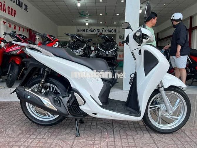Honda Sh 150 cbs đk 2017 (bstp) chính chủ