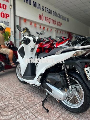 Honda Sh 150 cbs đk 2017 (bstp) chính chủ