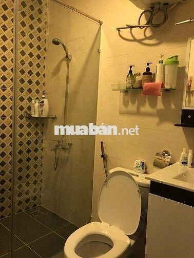 Cần cho thuê căn hộ Cao Ốc H2, 2PN, full NT, nhà đẹp, ở ngay