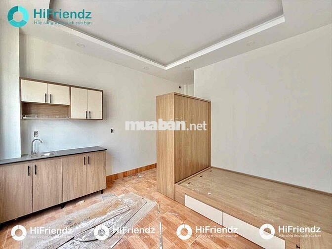 100% MỚI TINH BAN CÔNG CỬA SỔ FULL NỘI THẤT KẾ ĐẦM SEN