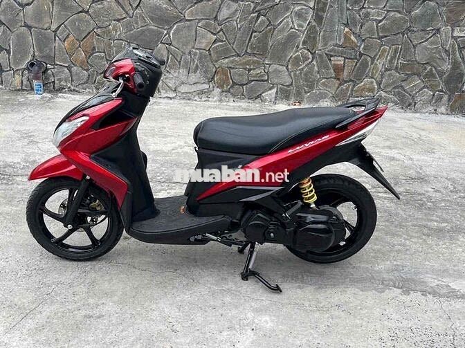 Yamaha Luvias 125 Fi 2015 Đỏ Tự động