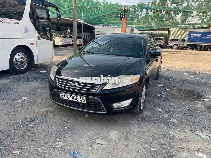 Ford Mondeo 2.3L Xăng Cửa sổ trời Đen