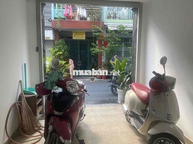 Vị trí Hẻm rất đẹp giao Lê Văn Sỹ Phú Nhuận xe hơi  tranh sát mặt tiền