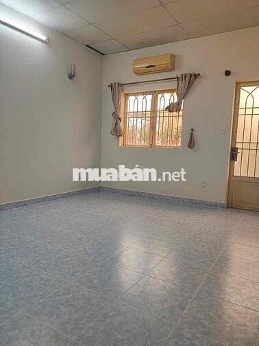 CHO THUÊ NHÀ NGUYÊN CĂN Q4 – HẺM 1/ NGUYỄN TẤT THÀNH