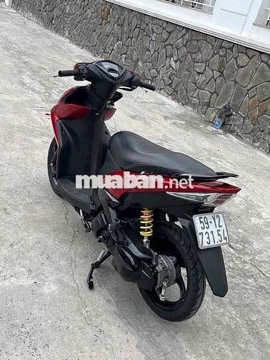 Yamaha Luvias 125 Fi 2015 Đỏ Tự động