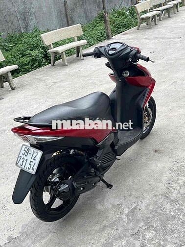Yamaha Luvias 125 Fi 2015 Đỏ Tự động