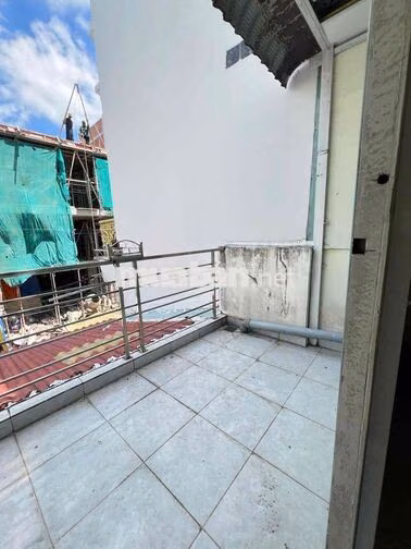BÁN NHÀ HẺM XE TẢI BÙI TƯ TOÀN