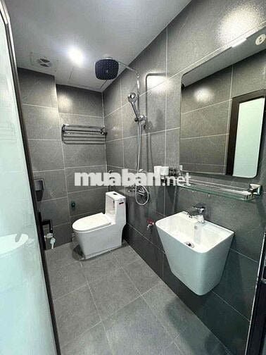VC EM CẦN TIỀN BÁN NHANH . 3,79 tỷ