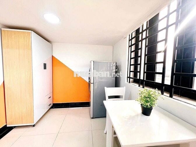PHÒNG CÓ GÁC BAN CÔNG RIÊNG FULL NT THOÁNG MÁT GIÁ RẺ GẦN LÊ TRỌNG TẤN