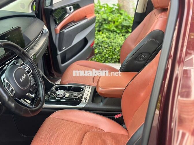 Kia Carnival Signature 2022 Đỏ mận 65.000 km