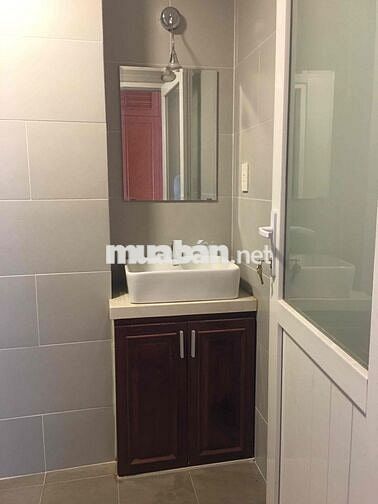 Cho thuê nhà nguyên căng , thích hợp mở văn phòng