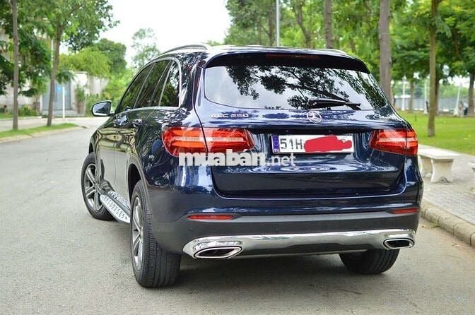 Mercedes-Benz GLC 250 SUV Xanh 5 chỗ