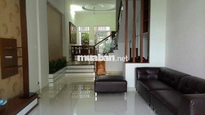 Cho thuê nhà nguyên căng , thích hợp mở văn phòng