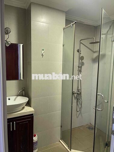 Cho thuê nhà nguyên căng , thích hợp mở văn phòng