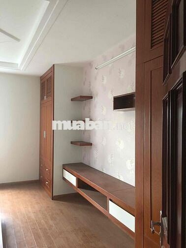 Cho thuê nhà nguyên căng , thích hợp mở văn phòng