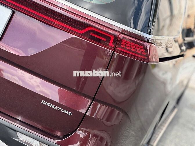 Kia Carnival Signature 2022 Đỏ mận 65.000 km