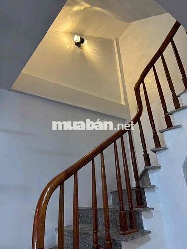 VC EM CẦN TIỀN BÁN NHANH . 3,79 tỷ