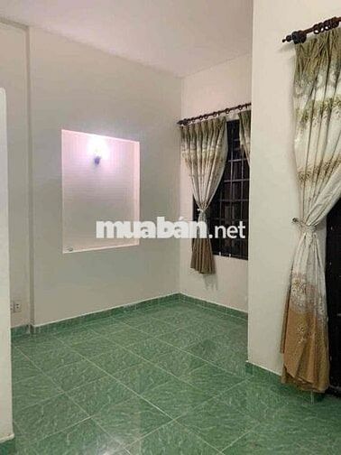 phòng mặt tiền có gác giờ tự do khu Giải Phóng Tân Bình