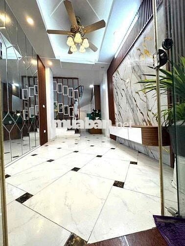 VC EM CẦN TIỀN BÁN NHANH . 3,79 tỷ