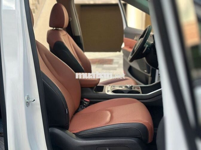 Kia Carnival Signature 2024 Trắng 7 chỗ 12.000 km