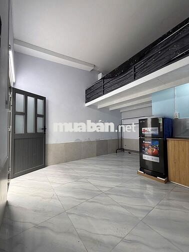 Phòng gác Nguyễn Văn Quỳ Q7, máy lạnh, tủ lạnh