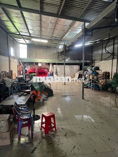 Bán  đất đã có nhả xưởng , DT 200 m2, Sổ hổng riêng