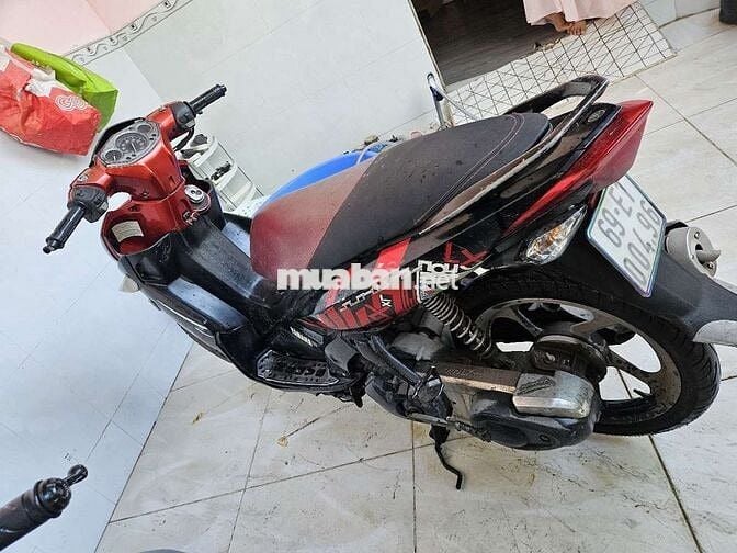 Yamaha Novo 4 2014 Đen-Đỏ