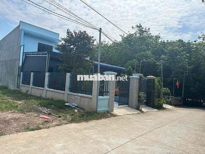 2 lô liền kề tại an thái phú giáo bình dương