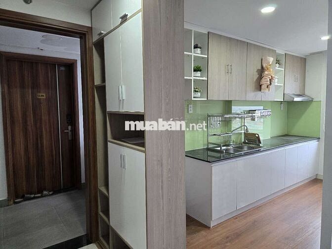 Chính chủ cho thuê căn hộ CC 2 phòng ngủ