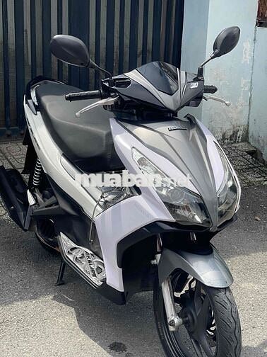Honda Airblade Fi Trắng biển số thành phố