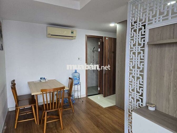 Chính chủ cho thuê căn hộ CC 2 phòng ngủ