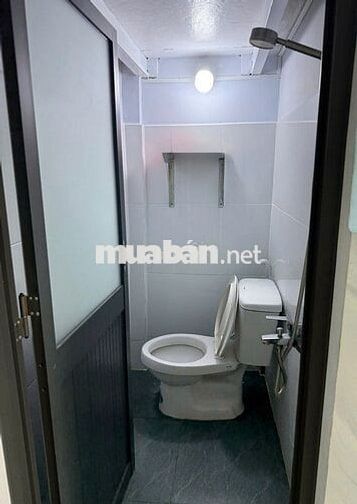 Phòng gác Nguyễn Văn Quỳ Q7, máy lạnh, tủ lạnh