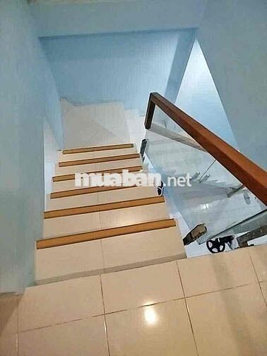 NHÀ [ 3 x10] 1 lầu (1PN,2WC) ,hẻm oôt,đường chiến lược,bình tân