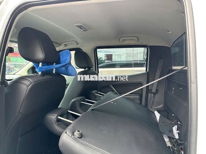 Ford Ranger XLS MT 2021 2.2L 4x4 vay Ngân Hàng 75%
