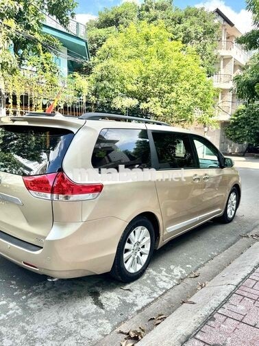 Toyota Sienna Limited 2012 Vàng cát 81000 km