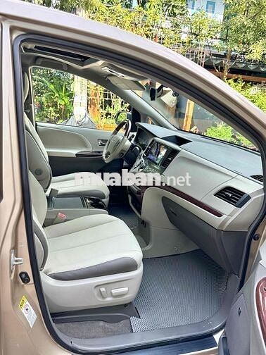 Toyota Sienna Limited 2012 Vàng cát 81000 km