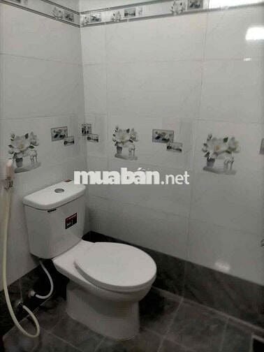 Nhà chính chủ cho thuê. Nhà trống vào ở ngay. Gần chợ, trường học