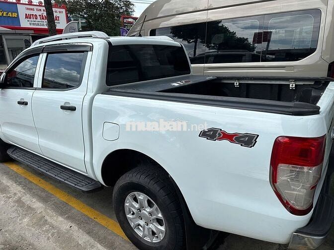Ford Ranger XLS MT 2021 2.2L 4x4 vay Ngân Hàng 75%