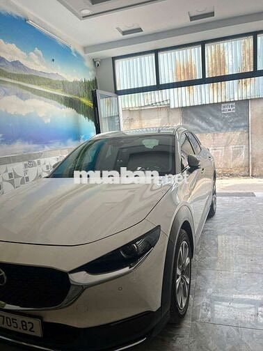Mazda CX 30 Premium 2022 Trắng 1 vạn km