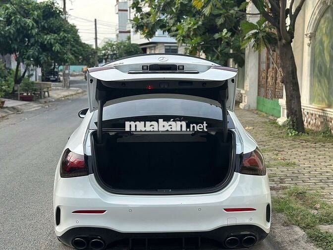 Mercedes Benz A35 AMG 4Matic 2020 Trắng | 50k Km