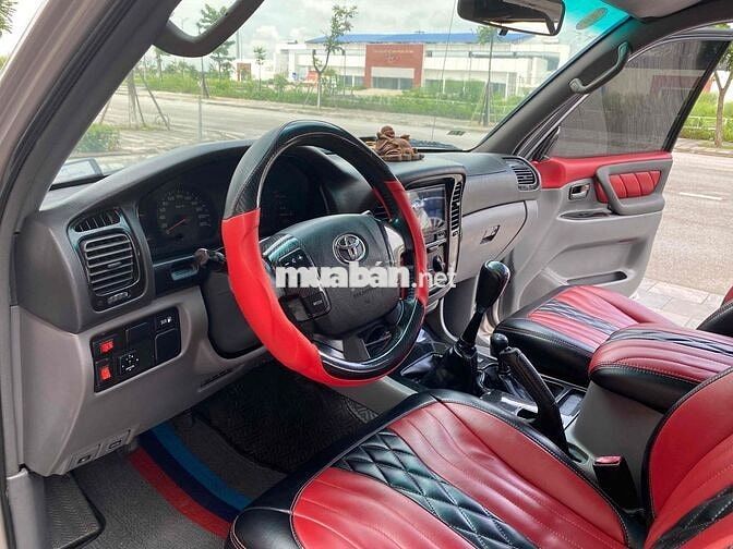 Toyota Land Cruiser L100 2001 Vàng cát 5 chỗ