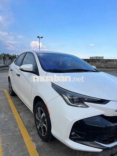 Toyota Vios 2025 Số sàn 17000 km Trắng