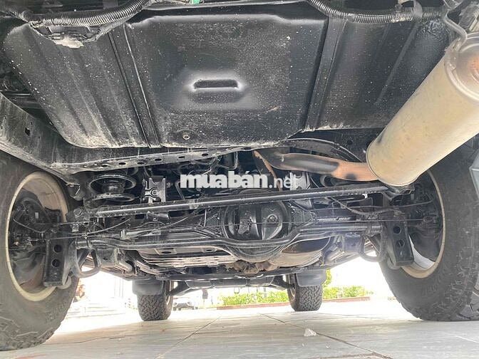 Toyota Land Cruiser L100 2001 Vàng cát 5 chỗ