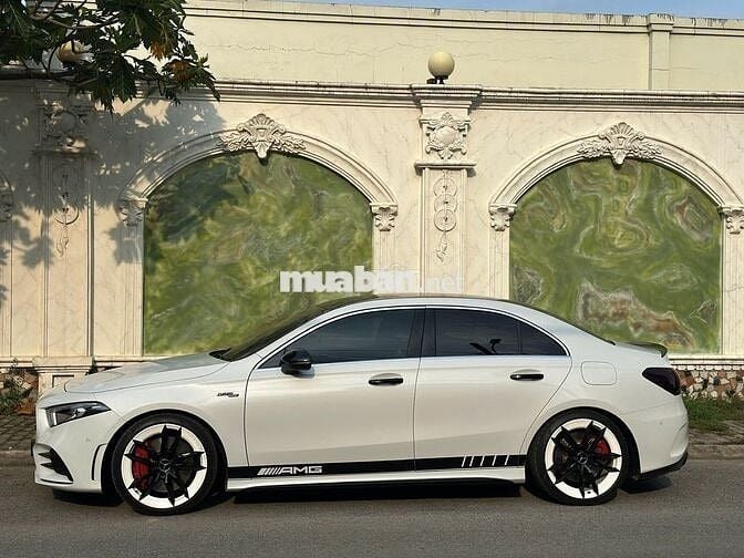 Mercedes Benz A35 AMG 4Matic 2020 Trắng | 50k Km