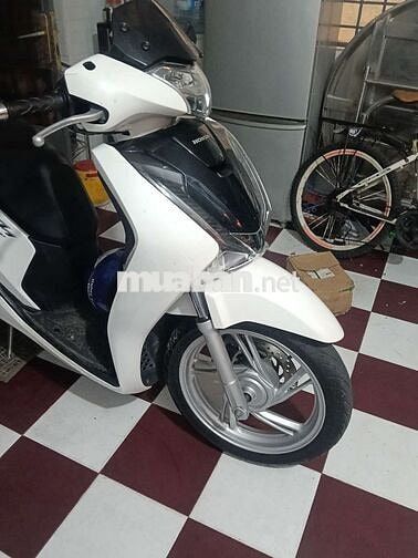 Honda SH 125i Trắng Tự động