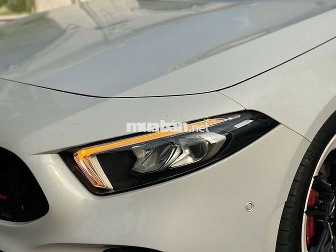 Mercedes Benz A35 AMG 4Matic 2020 Trắng | 50k Km