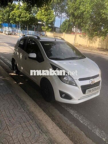 Chevrolet Spark Trắng Số tự động 5 chỗ