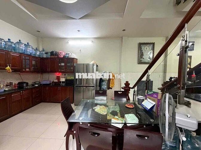 bán nhà 3 Mặt Tiền Bà Hom, 70m2, 5x14m, 4 tầng, 4pn, 5wc, sân thượng