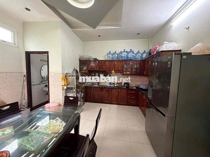 bán nhà 3 Mặt Tiền Bà Hom, 70m2, 5x14m, 4 tầng, 4pn, 5wc, sân thượng