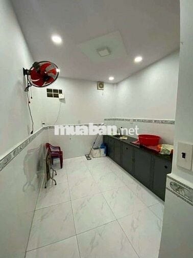 Bán nhà đường phó cơ điều ,gần chợ thiết Quận 11